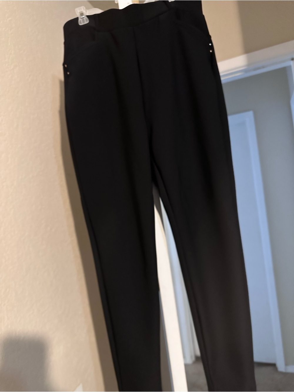 Women's Black Slim Ponte Leggings - Sleek Everyday Trousers